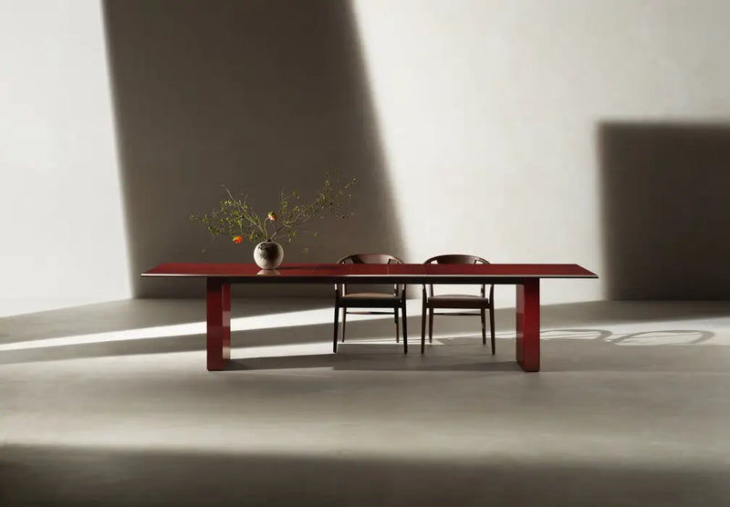 Assiale Dining Table by B&B Italia