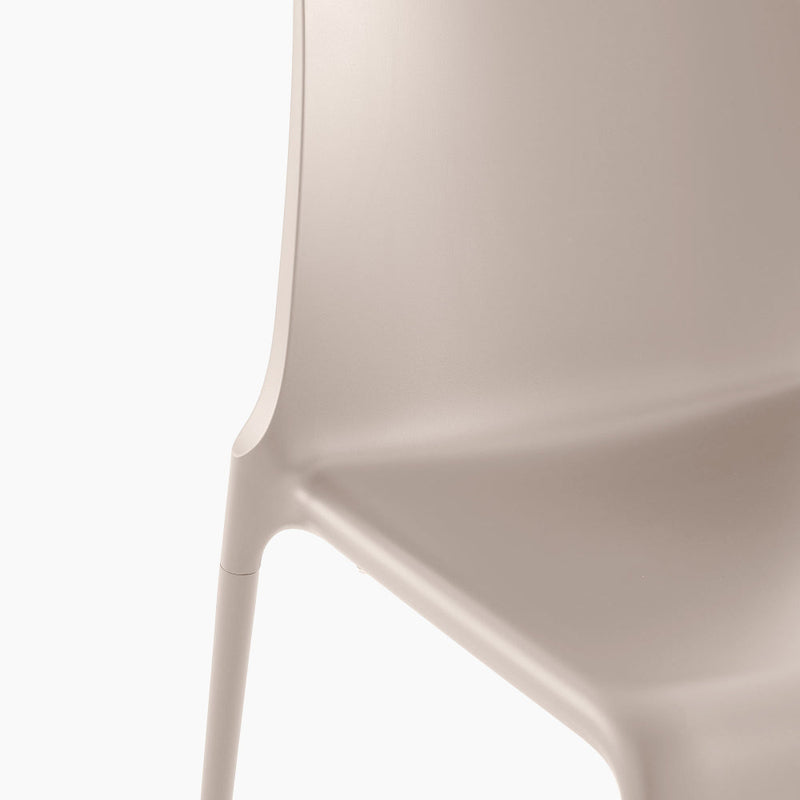 Petra Chair Indoor / Outdoor by Ligne Roset - Additional Image - 17
