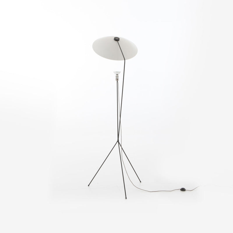 Solveig Floor Standard Lamp by Ligne Roset - Additional Image - 3