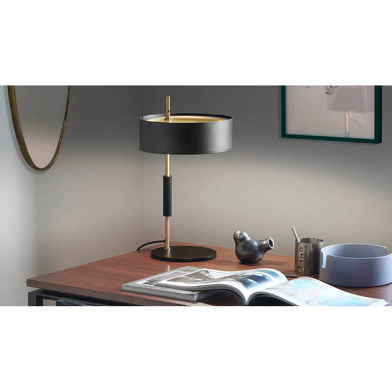 1953 Table Lamp by Oluce Additional Image - 1