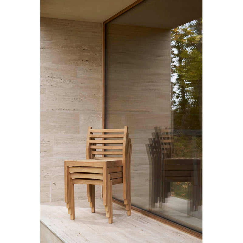 AH501 Outdoor Dining Chair by Carl Hansen & Son - Additional Image - 3