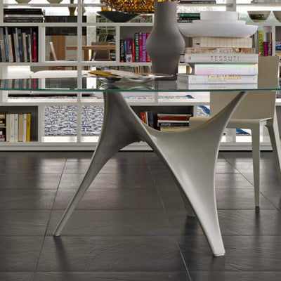 Arc Dining Table by Molteni & C