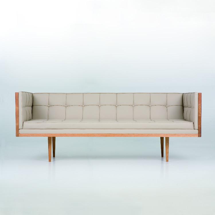 Box Sofa by Autoban by De La Espada