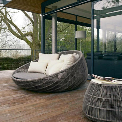 Canasta '13 Daybed by B&B Italia Outdoor