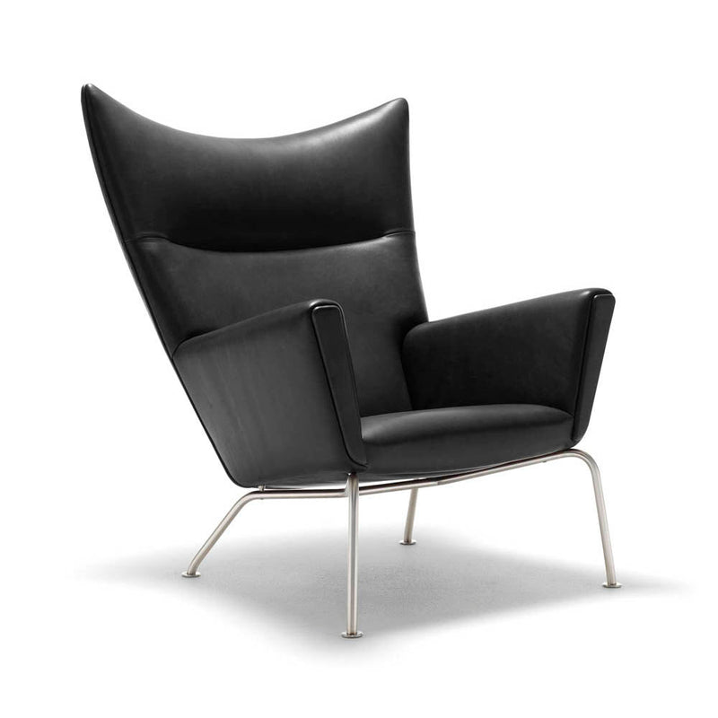 CH445 Wing Chair by Carl Hansen & Son - Additional Image - 11