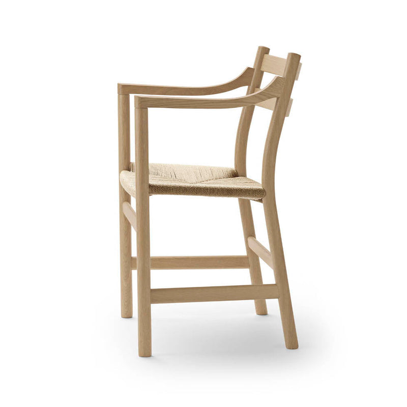 CH46 Chair by Carl Hansen & Son - Additional Image - 3