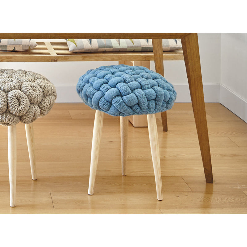 Knitted Stool by GAN - Additional Image - 10