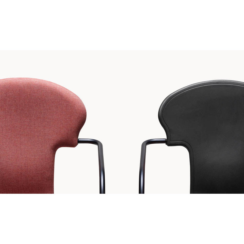 Minivarius Chair by Barcelona Design - Additional Image - 4