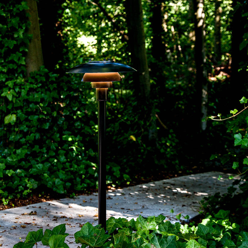 PH 3-2&frac12; Outdoor Floor Lamp by Louis Polsen - Additional Image - 2