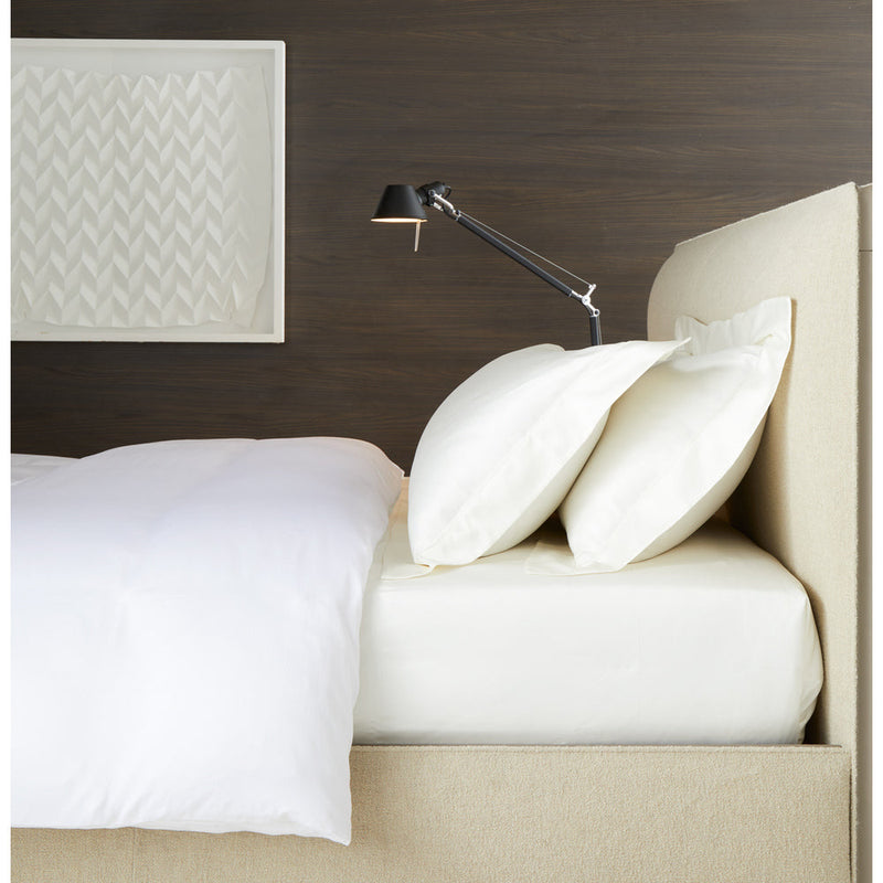 Saint Cloud Bed Accessory by Molteni & C - Additional Image - 4