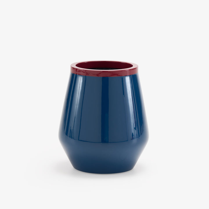 Hella Vase by Ligne Roset