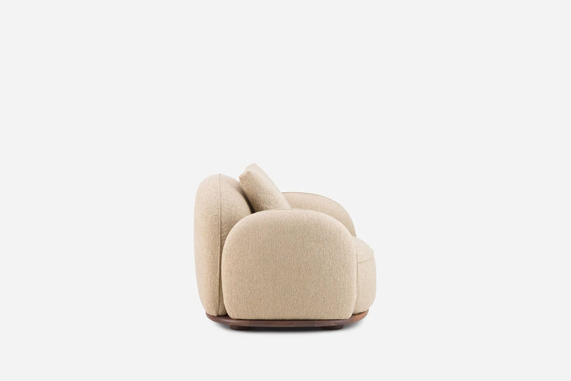 Azores Lounge Chair by De La Espada