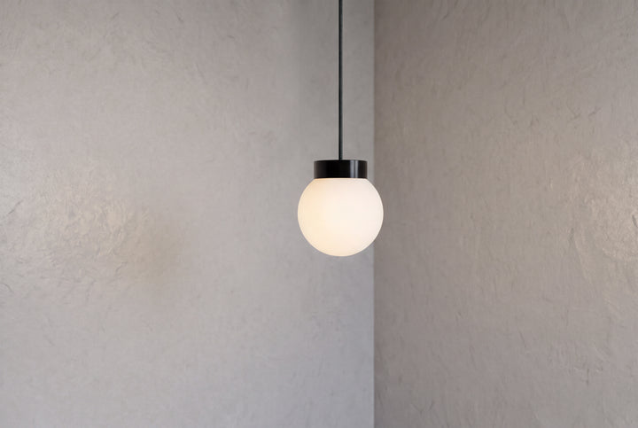 Globo D17 Suspension Lamp by Kettal