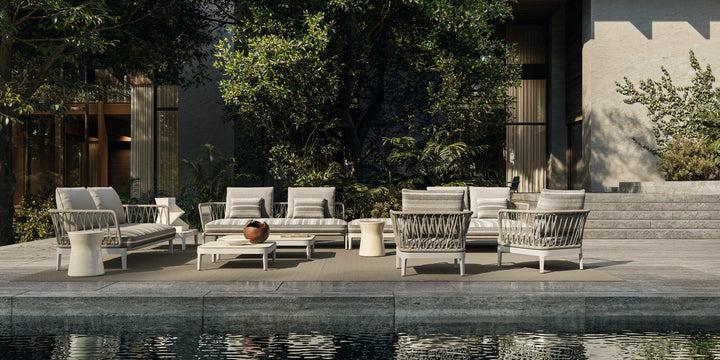 Chelsea Outdoor Sofa by Molteni & C