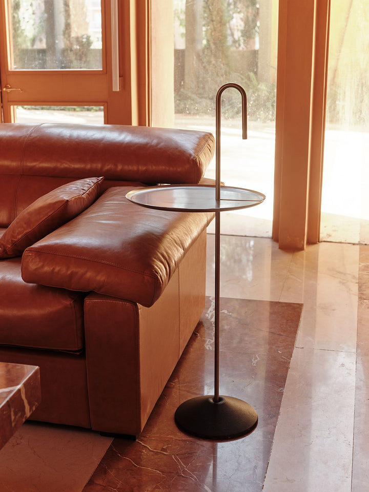 Baton Side Table by Barcelona Design