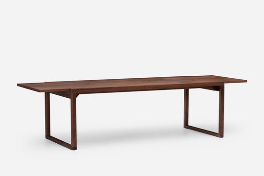 October Dining Table by De La Espada
