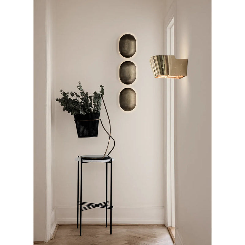 9464 Wall Lamp by Gubi - Additional Image - 2