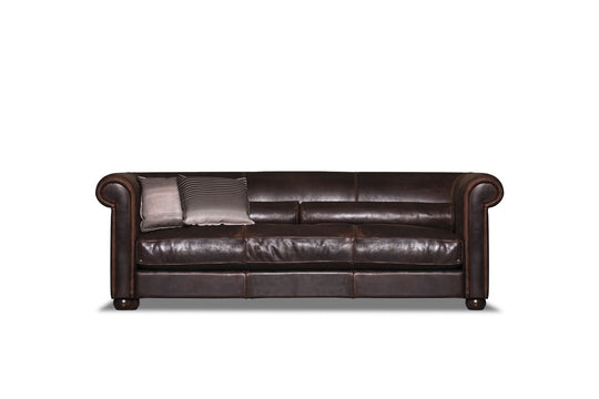 Alfred Sofa by Baxter