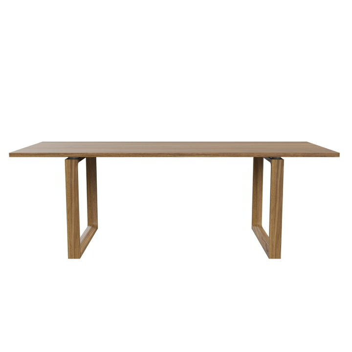 Essay CM21 Dining Table by Fritz Hansen