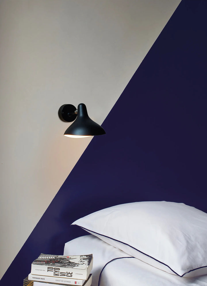 Mantis BS5 Mini Wall Lamp by DCW