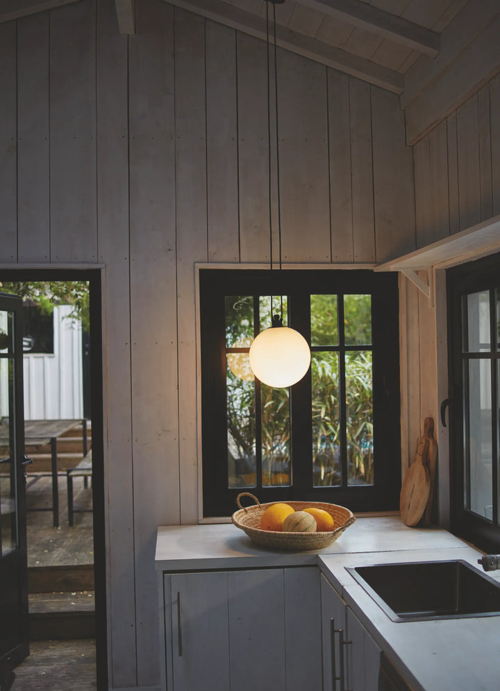 Acrobate de Gras N°322 Pendant Lamp by DCW