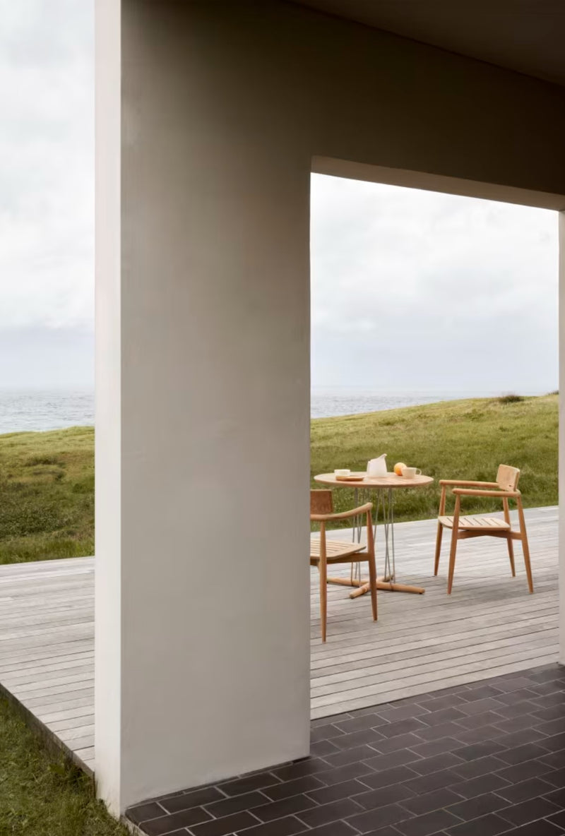 Embrace Outdoor Dining Table by Carl Hansen & Son