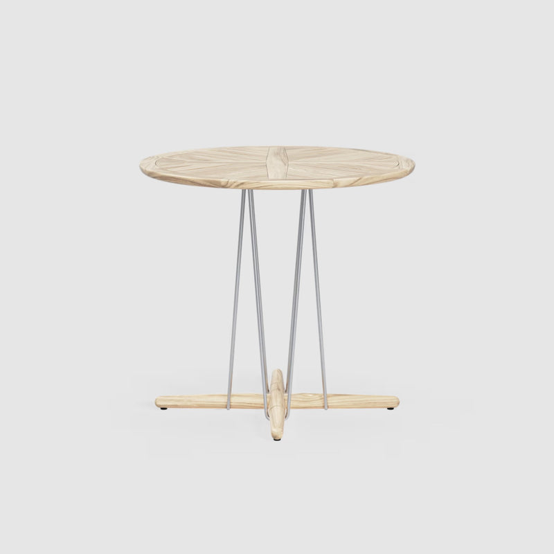 Embrace Outdoor Dining Table by Carl Hansen & Son