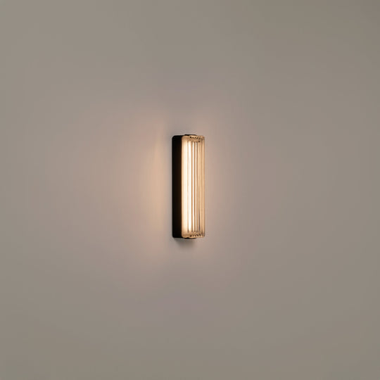 Estadio Singular Wall Lamp by Santa & Cole