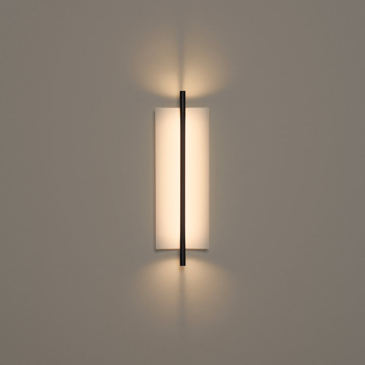 Lámina Wall Lamp by Santa & Cole