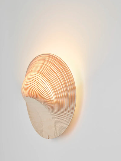 Illan Wall Lamp by Luceplan