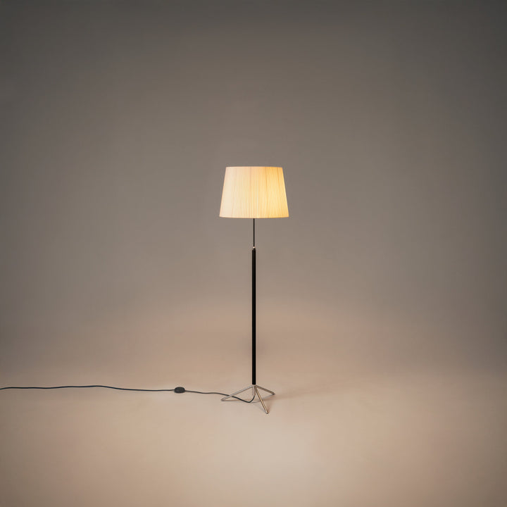 Pie de Salón Floor Lamp by Santa & Cole