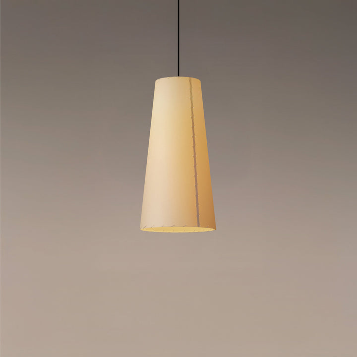 Sísísí Cónicas Largas GT4 Pendant Lamp by Santa & Cole