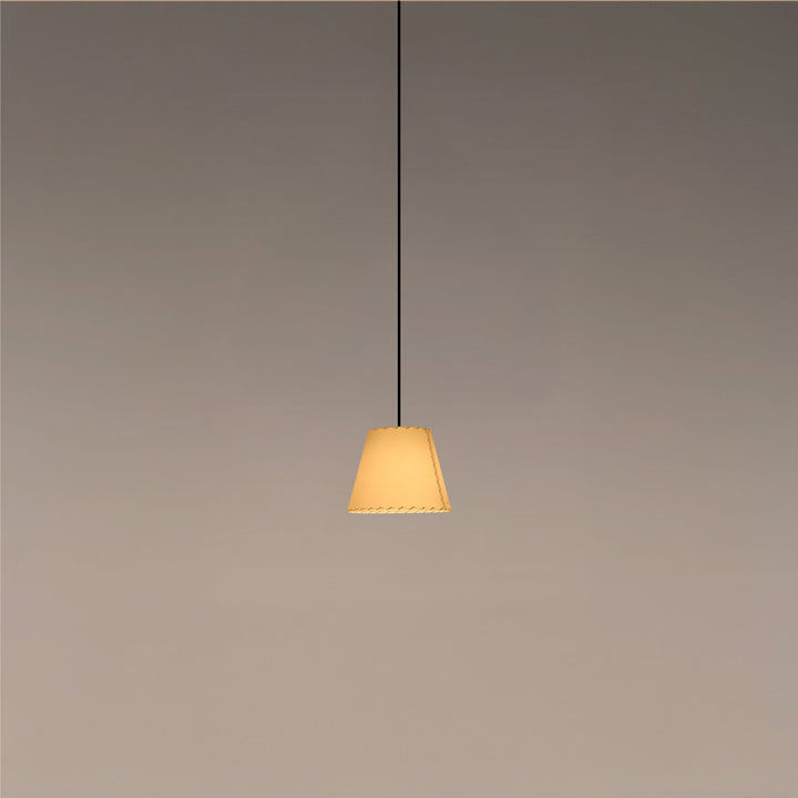 Sísísí Cónicas MT1 Pendant Lamp by Santa & Cole