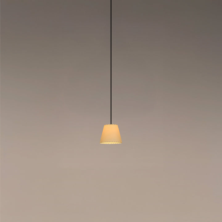 Sísísí Cónicas PT1 Pendant Lamp by Santa & Cole