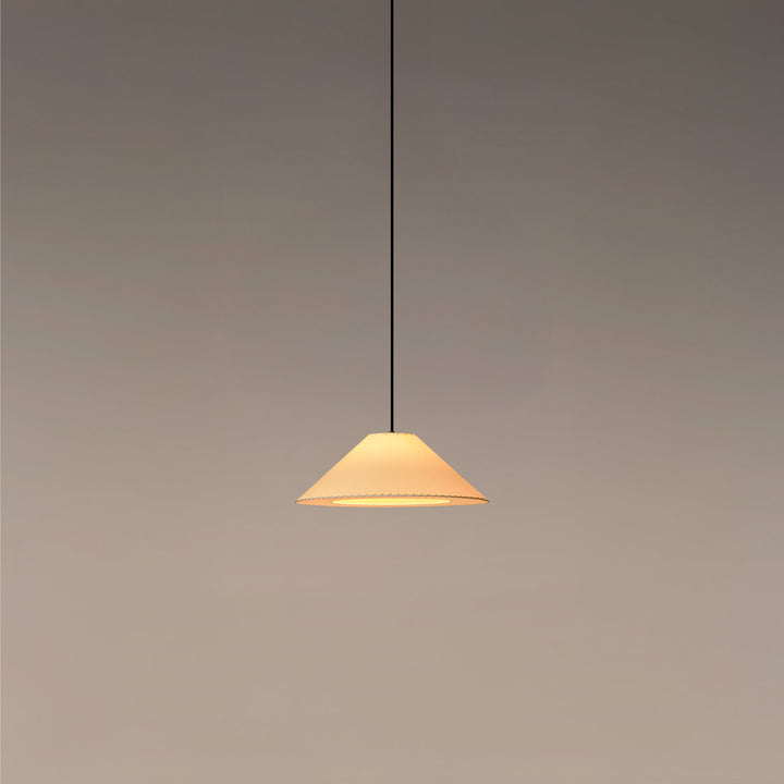 Sísísí Cónicas Planas MT4 Pendant Lamp by Santa & Cole