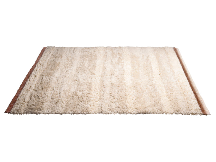 Kuschel Rug by Tacchini