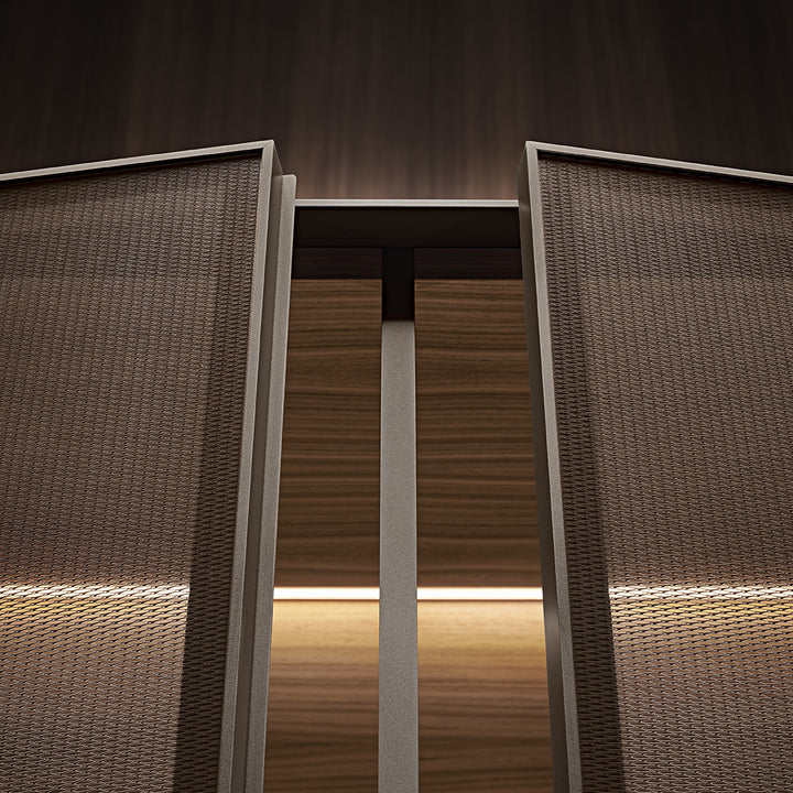 Aliante Display Cabinet by Rimadesio