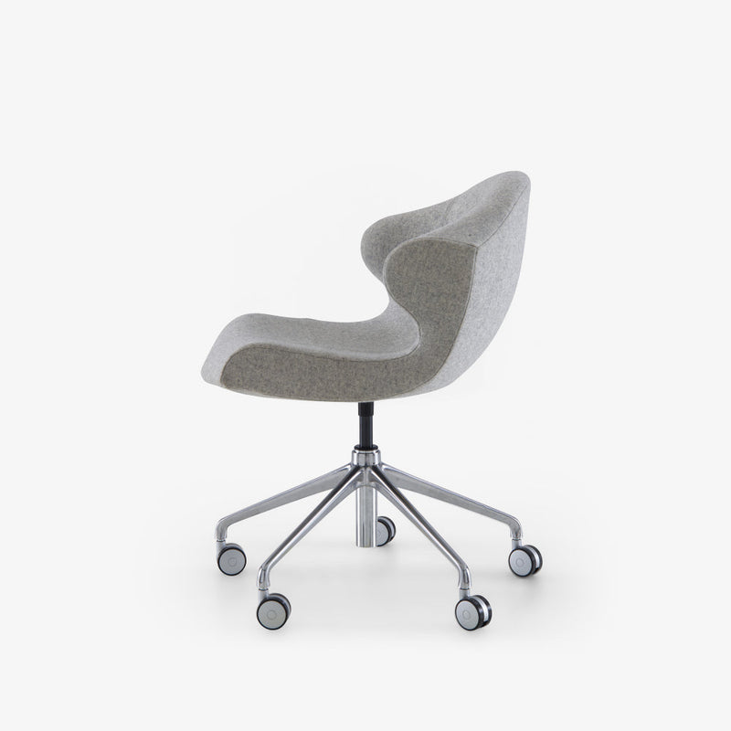 Alster Alster Carver Chair by Ligne Roset - Additional Image - 4