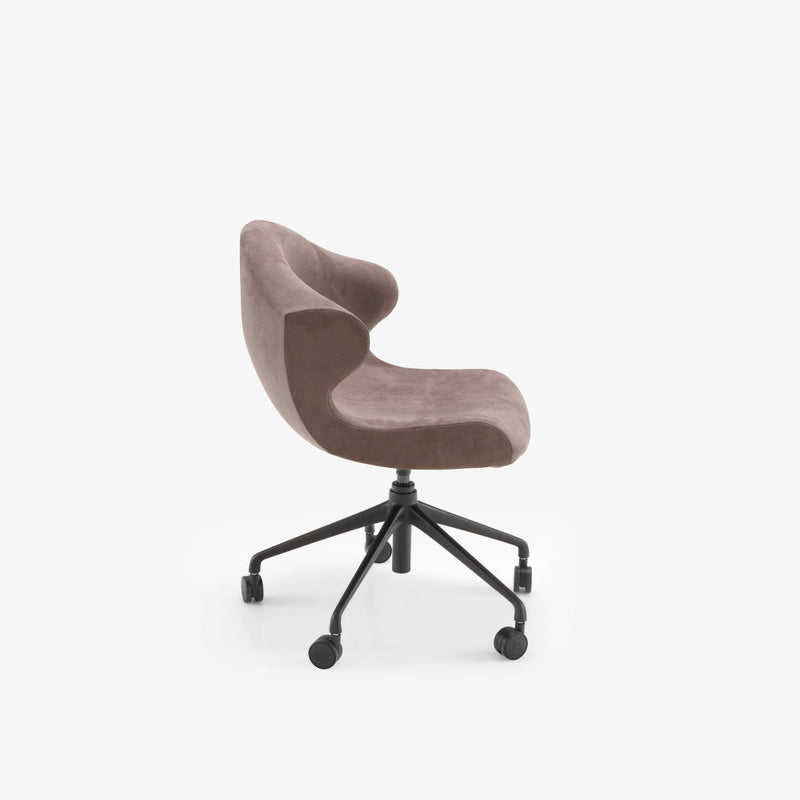 Alster Alster Carver Chair by Ligne Roset - Additional Image - 8