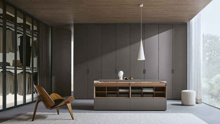 Altair Display Cabinet by Rimadesio