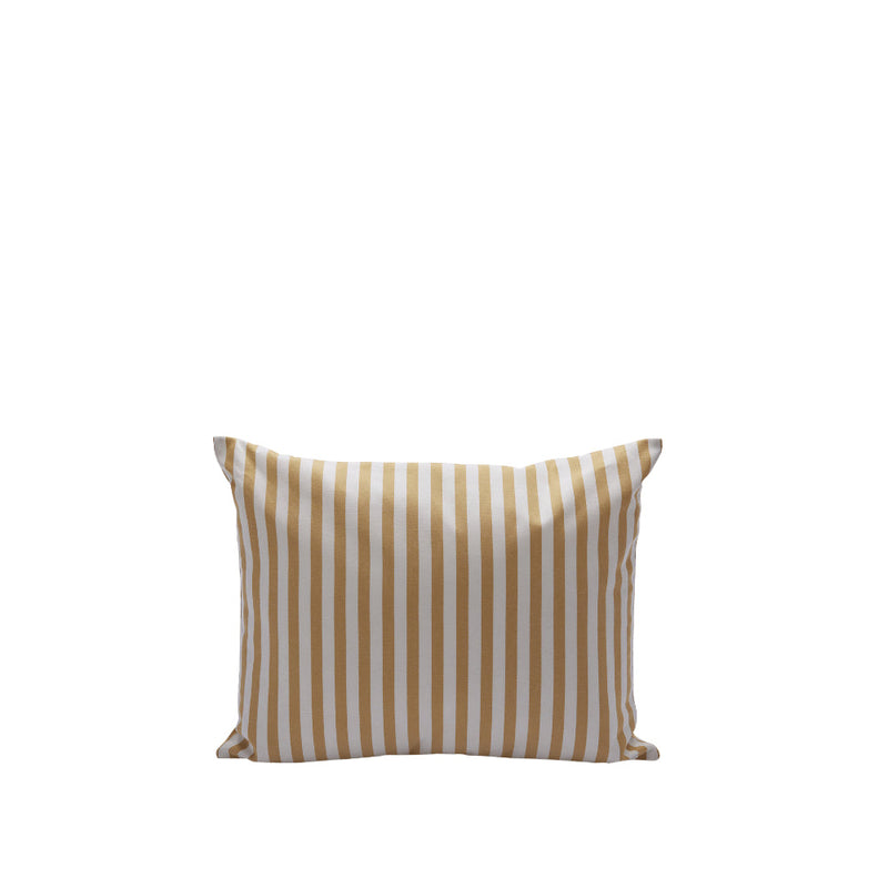 Barriere Pillow barpi50x40 by Fritz Hansen - Additional Image - 2