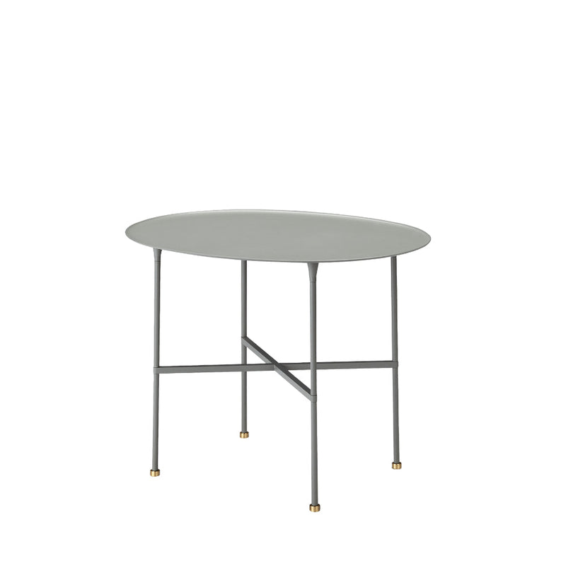 Brut Side Table by Fritz Hansen - Additional Image - 2