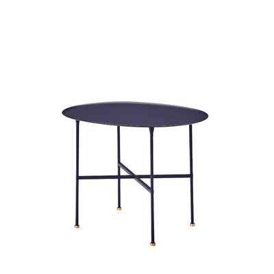 Brut Side Table by Fritz Hansen - Additional Image - 3