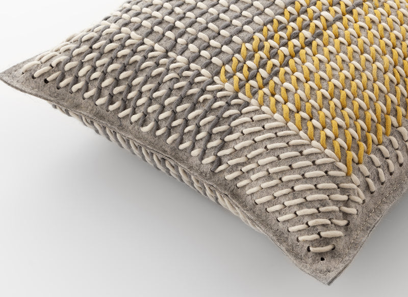 Canevas Geo Cushion by GAN