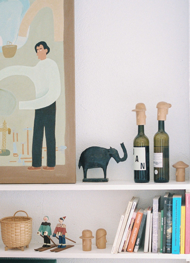 Buddy Wine Stopper by Barcelona Design