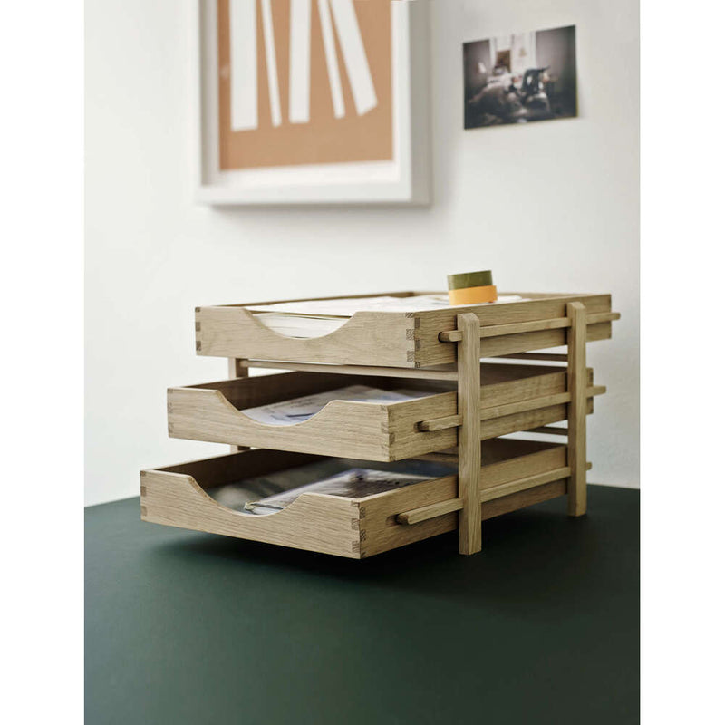 Dania Letter Tray by Fritz Hansen - Additional Image - 2