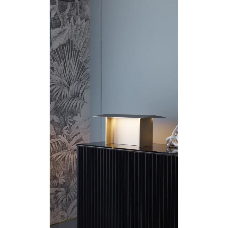 Fienile Table Lamp by Luceplan 2