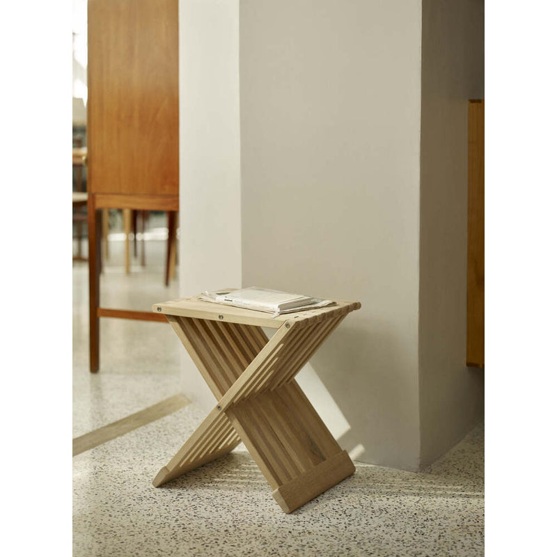Fionia Stool by Fritz Hansen - Additional Image - 5