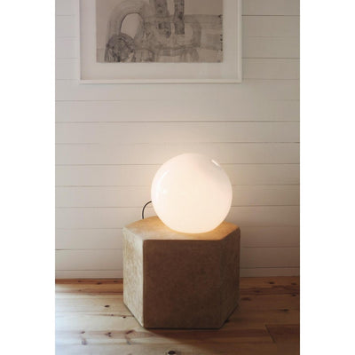 Float 2.0 Table Lamp by SkLO 1