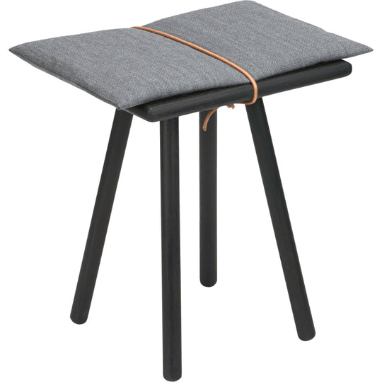 Georg Stool by Fritz Hansen - Additional Image - 1
